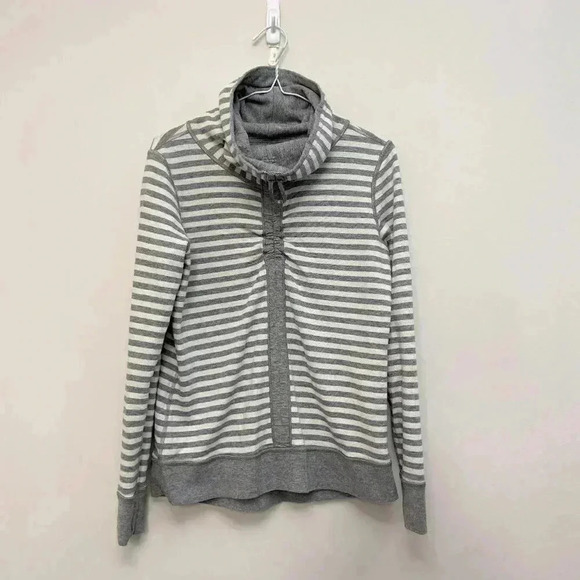 Lululemon In A Cinch Long Sleeve Pullover Sweater Reversible Grey Women's Medium - Picture 11 of 15